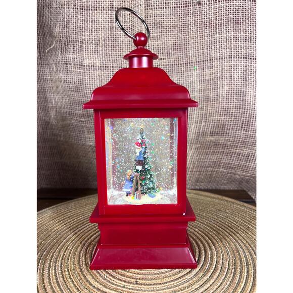 Christmas Water Glittering Snow Globe Lantern, Battery Powered New in Box - Picture 4 of 13